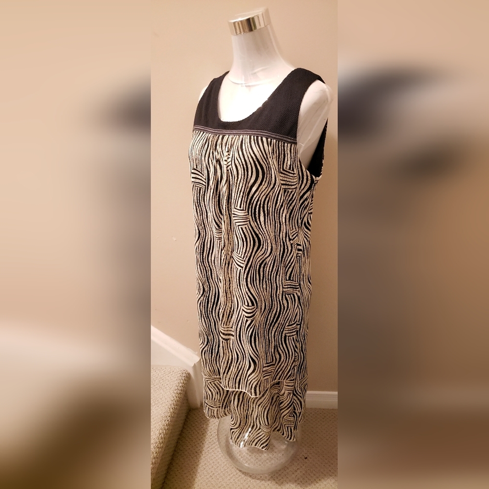 🆕️ Alison Sheri flowing dress small